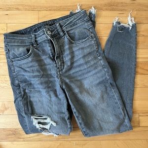 American eagle distressed jeans